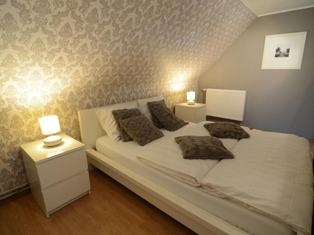 Charming Holiday Home In Zele Near The Forest Екстер'єр фото